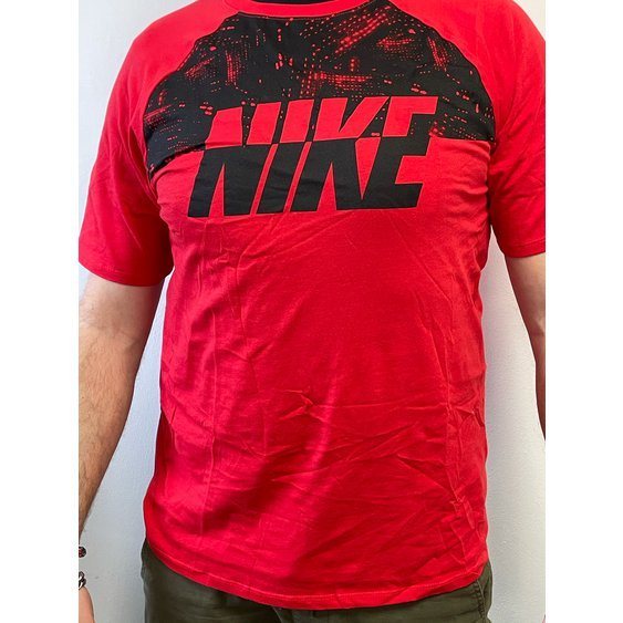 805249_657_panske_triko_nike.jpeg