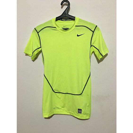 Nike_triko_449792_704.jpeg